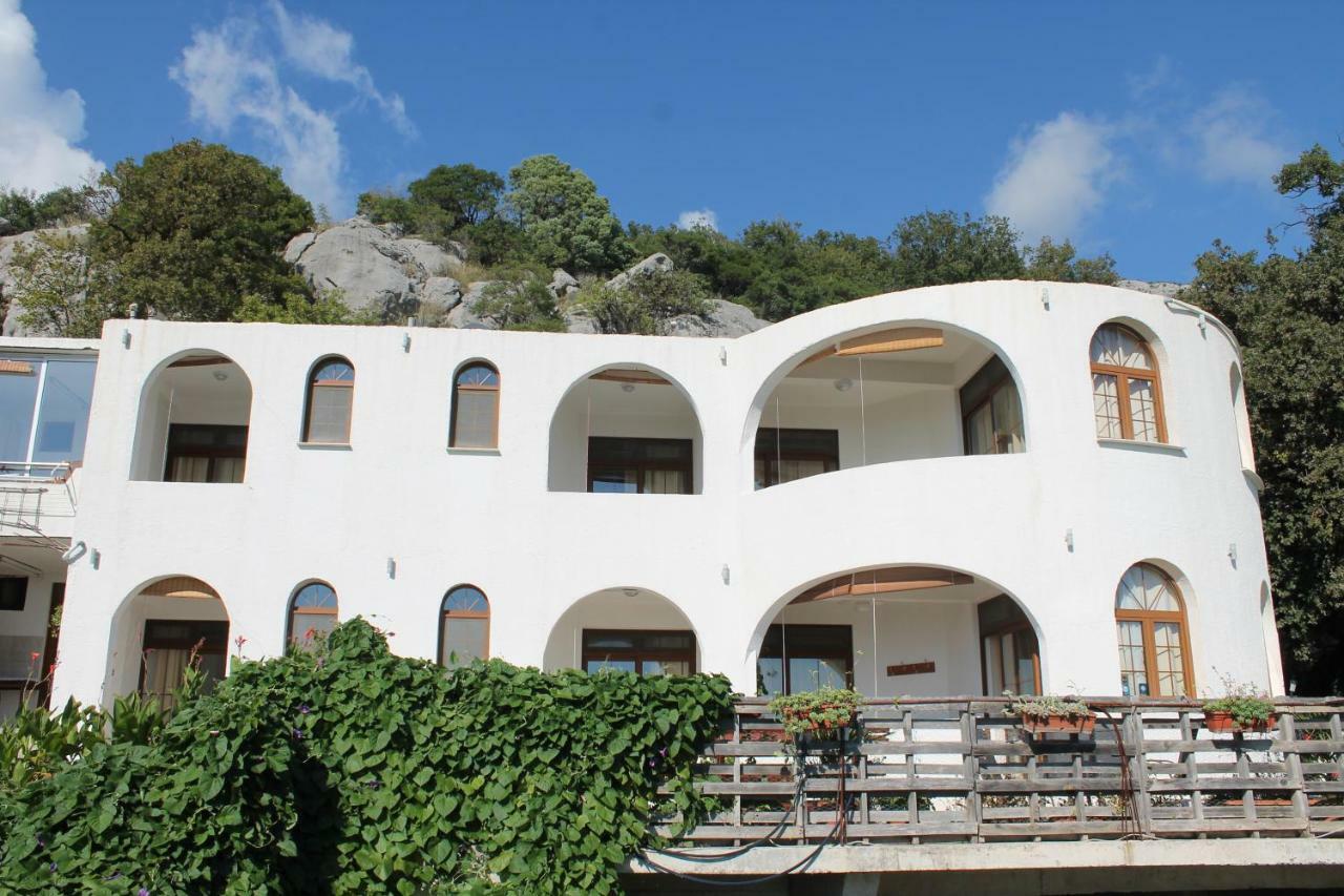 Pataki Guesthouse Petrovac Εξωτερικό φωτογραφία